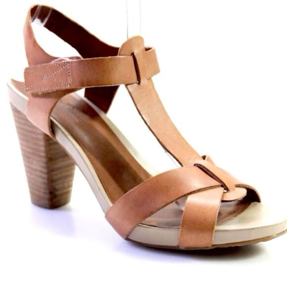 Lucky Brand Brown Leather T Strap Crisscross Open Toe Heeled Sandals - Picture 1 of 15
